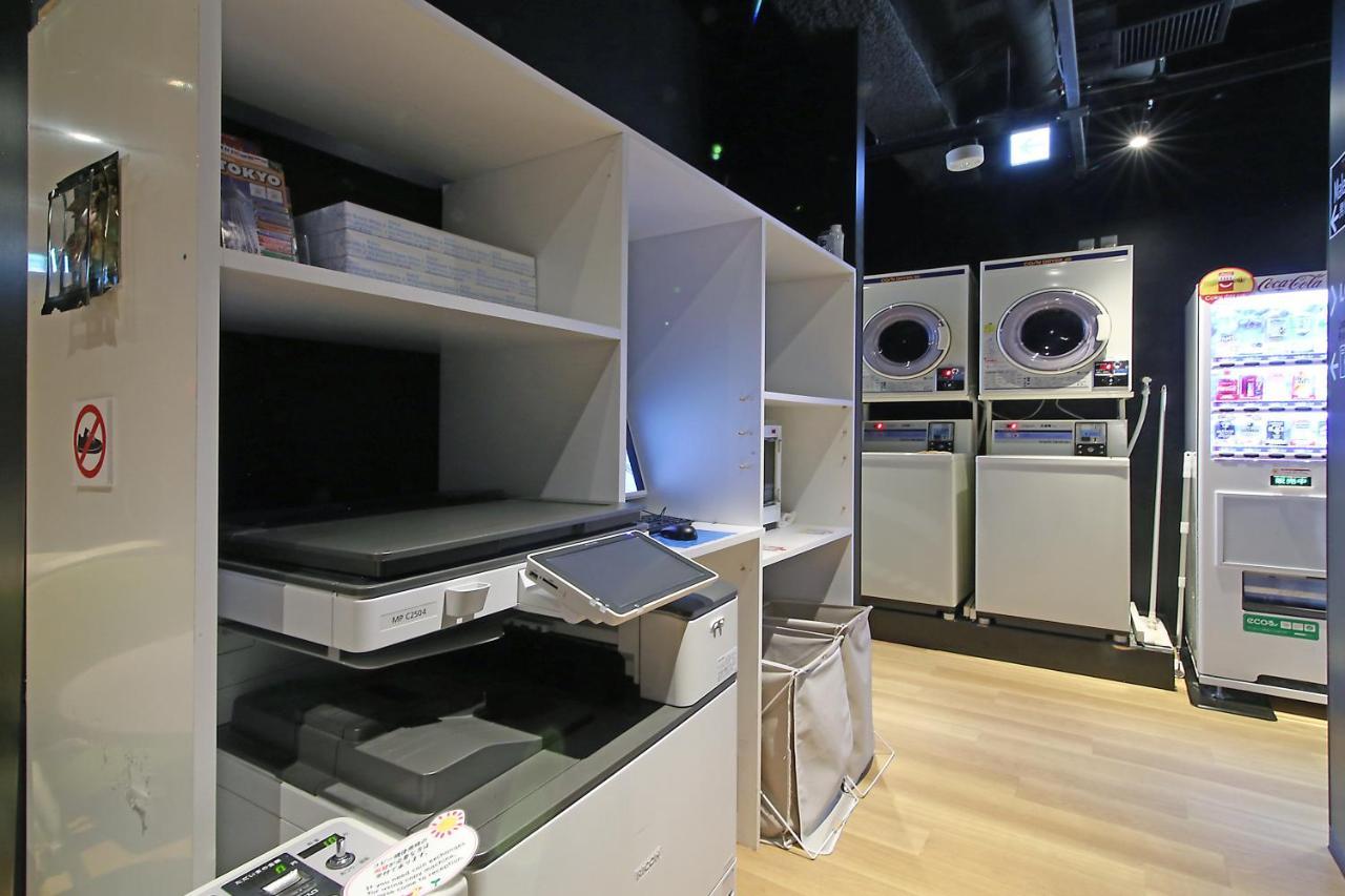 Capsule Hotel Transit Shinjuku - Tokyo — Photos 1